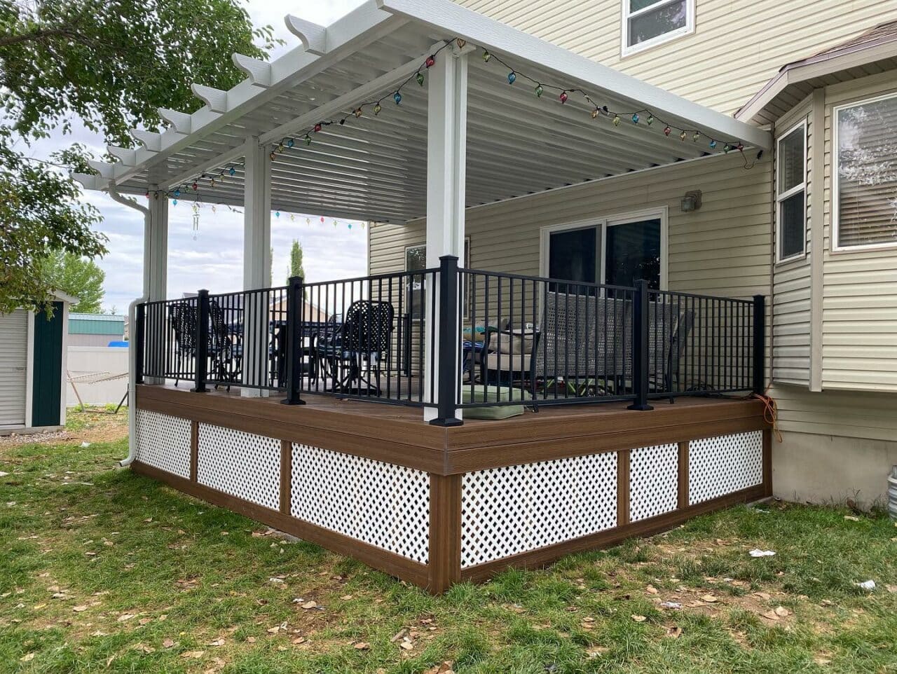 Pergola With deck and lights