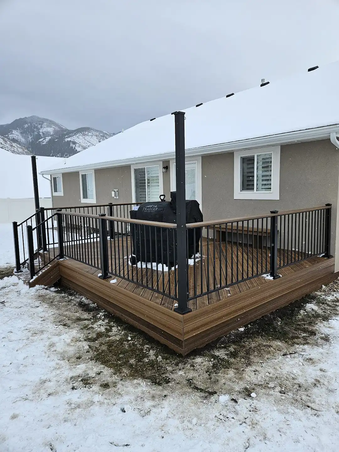 Build a Deck in Winter? 5 Reasons Why it is a Great Idea