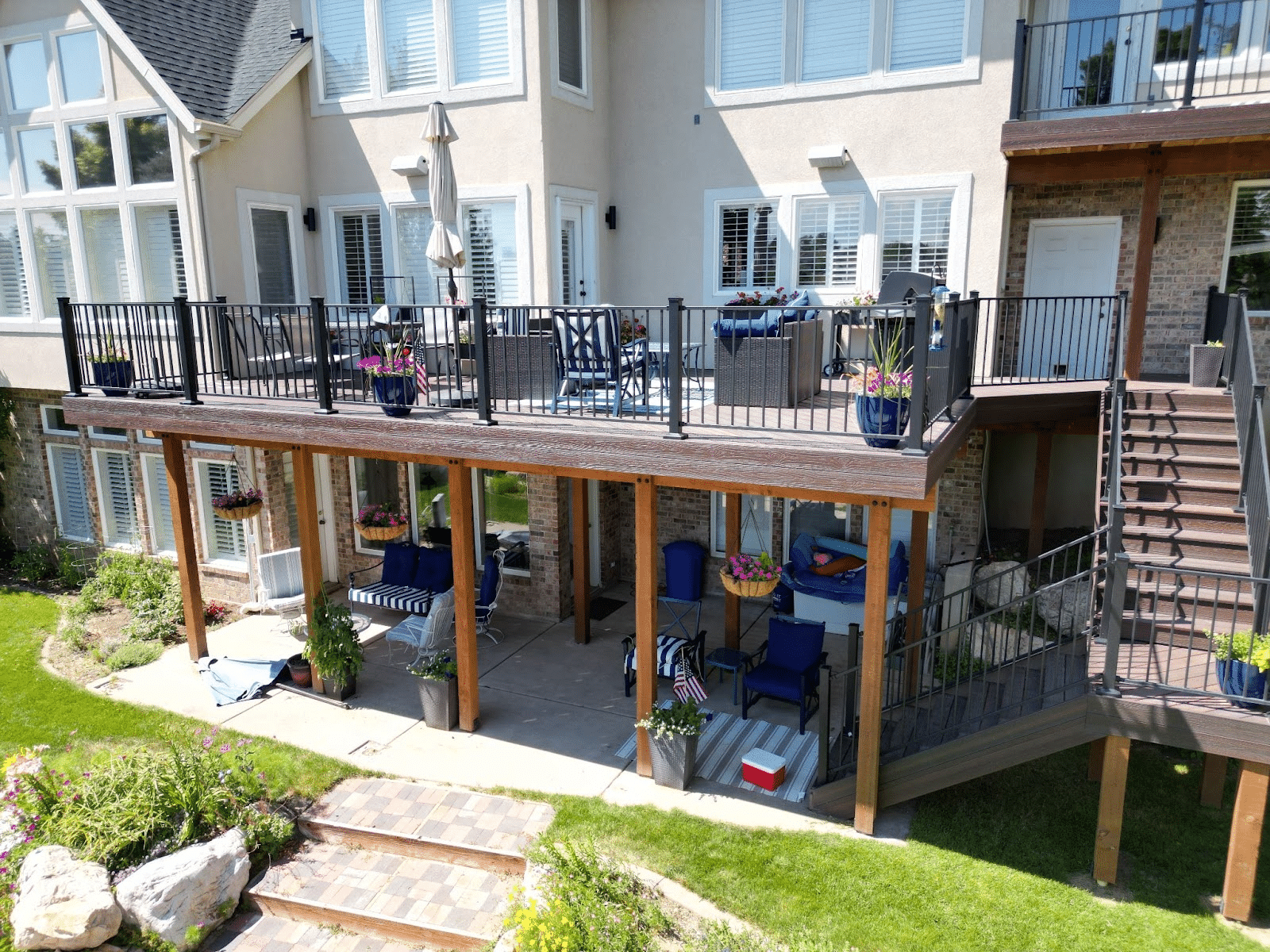 Outdoor Living Rooms